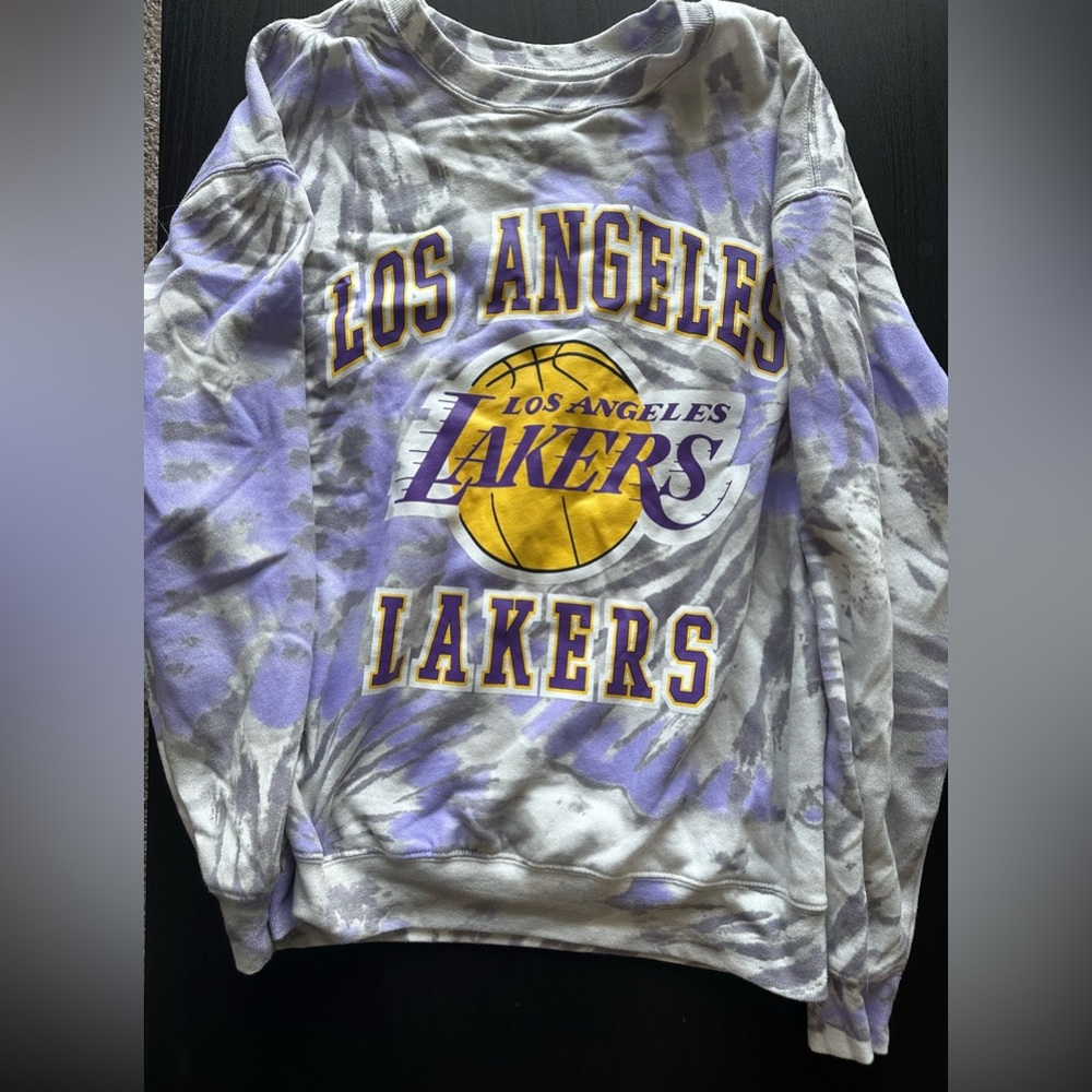 Target lakers crew neck